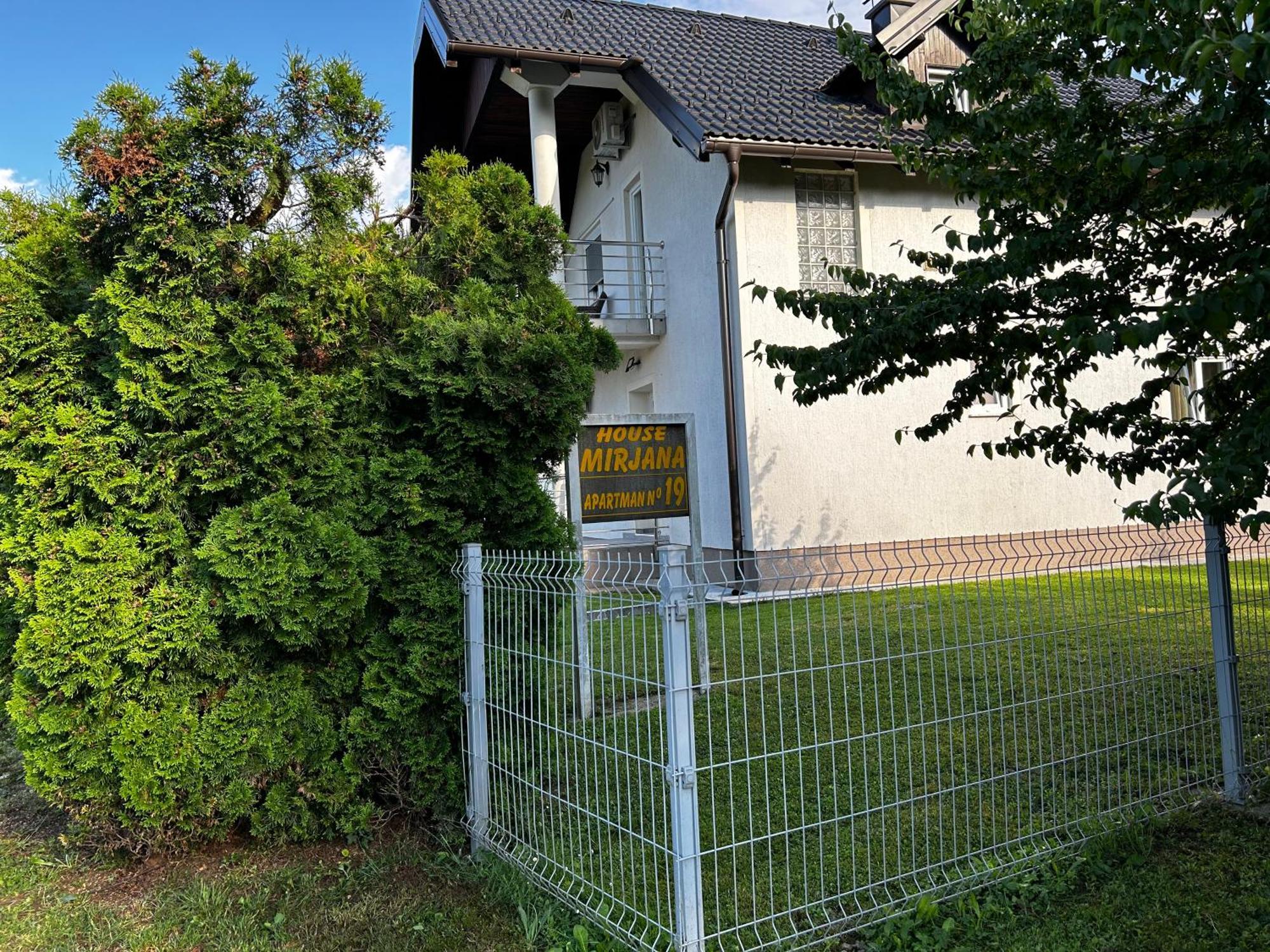Hotel House Mirjana Smoljanac Exteriér fotografie